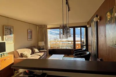 Image de Bel appartement dans résidence au pied des pistes vue montagnes. Wifi inclus! !