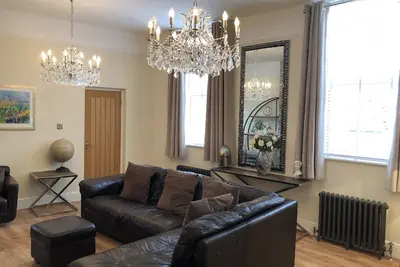 Image de Superbe maison de ville dans les murs du bar, à quelques minutes à pied de la rivière Ouse et de la ville