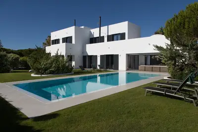 Image de Dos Horizontes. Luxury, space, sea views, beach 100m