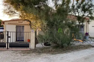 Image de Maison avec jardinet proche mer