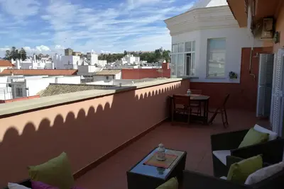Image de Penthouse dans le centre avec garage inclus