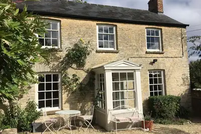 Image de Jolie Cottage des Cotswolds près de Woodstock et du palais de Blenheim * Nouveauté à HomeAway *