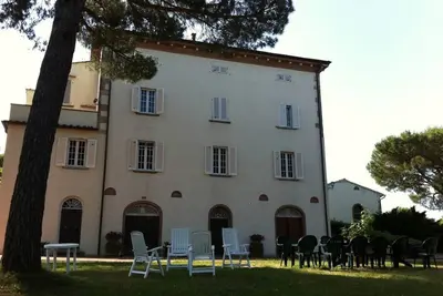 Villa Mimosa, reste dans la nature