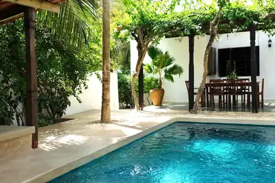 Image de Mwendawima Beach Villa - Privatisée, équipe de cuisine
