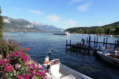 Image de Appartement clair, calme, refait à neuf, à 5 min. du lac, 2 min. des commerces