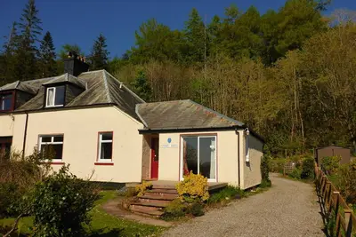 Image de Camus Bhan - Une belle maison de famille à Glencoe avec une vue imprenable sur le Loch Leven.