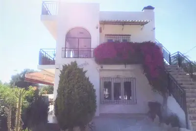 Image de Bienvenue à la Villa La-Trompeta – Luxe et intimité à seulement 250m de la plage