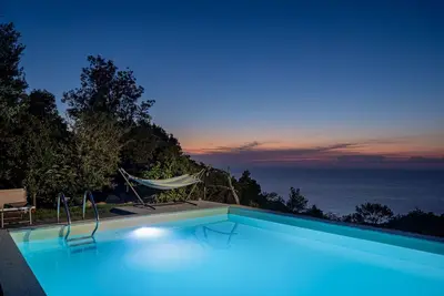 Image de Villa à Costa Paradiso avec 7 chambres à coucher, 15 couchages