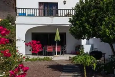 Image de Charmante maison à 100 mètres de Playa Calera et en anglais surplombant la Mérica