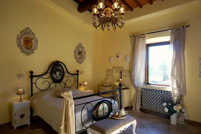 Image de \"Casa Bella Vista\" idéal pour les familles \/ groupes - dans un village médiéval près de Pise