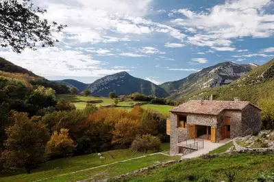 Image de Maison rurale dans un cadre naturel impressionnant! Jusqu'Ă 10 personnes