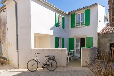 Image de Charmante Maison avec cour, au cœur d'Ars en Ré, 6 personnes, 4 chambres