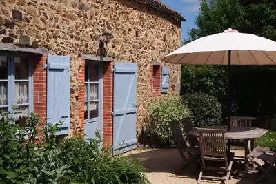 Image de Gite Le Prieure 4-6 pers- Avec Piscine à 20 min du Puy Du Fou
