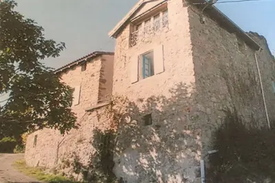 Image de Maison traditionelle de hameau avec terrasse