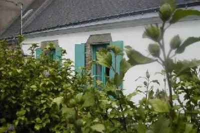 Image de Maison de pêcheur dans jardin clôs