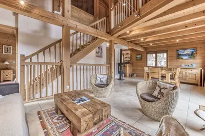 Image de chalet avec vue exceptionnelle sur la chaîne du Mont-Blanc