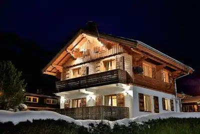 Image de Chalet Christalliers, centre ville de Chamonix, balcon, jardin privé