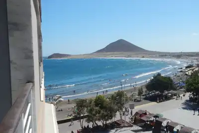 Image de Bel appartement de 2 chambres, terrasse, vue mer et wifi, à 1 minute à pied de la plage