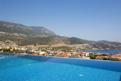 Image de Villa Tyra villa de luxe ultra moderne de 5 chambres avec vue imprenable sur la mer