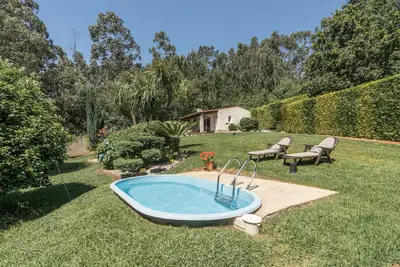Image de Maison 7 minutes à pied de la plage avec jardin et piscine