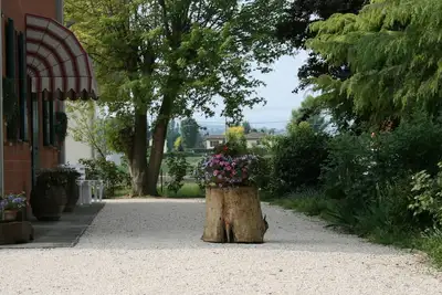 Image de Appartement rustique Cà Stanga à la ferme 2 km sortie Valsamoggia (Bologne) A1