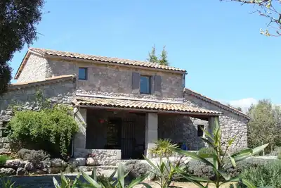 Image de Maison ancienne en pierres, tout confort, calme, a 1 km de la rivière, 3 étoiles