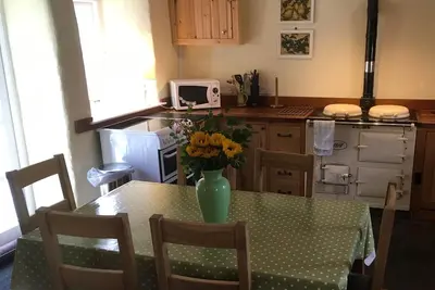 Image de Chalet confortable et paisible Ă Manorbier, Pembrokeshire pour 6, Ă un mile de la plage