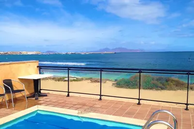 Image de Belle villa face à la plage. PrivatePool, vue imprenable sur la mer et l'île