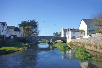 Image de Romantic Riverside Maison de Ville sur les rives de la rivière du Roi