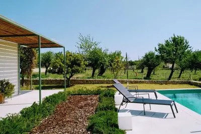 Image de TRANQUILITÉ Sur Le Terrain. (Tarif spécial pour les couples)