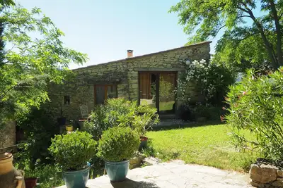 Image de Gite La Savoye maison et jardin  terrasse dans le Luberon avec piscine privative