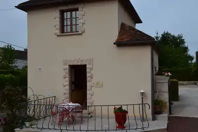 Image de Ladoix Serrigny: Gîte rural très calme en pleine campagne
