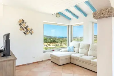 Image de Villa Lara avec vue splendide sur la mer dans le golfe de Porto Rotondo