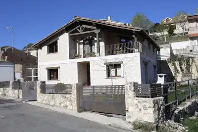 Image de Maison à Fompedraza pour 7\/8 personnes à Ribera del Duero, près de Peñafiel