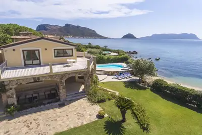 Image de Villa Spectaculaire Sur La Plage Avec Piscine - Idéal pour 10 personnes