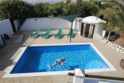 Image de Hou la la! Contempory Rustic, 6662 Bed, H \/ pool, private, H \/ tub, Wifi, jacuzzi Sheer Luxury