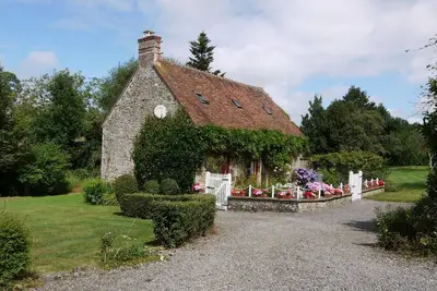 Image de Une ferme traditionnelle dans un cadre rural. \n6 couchages dans 3 chambres
