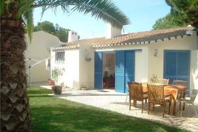 Image de Maison avec jardin privatif, piscine et tennis dans résidence