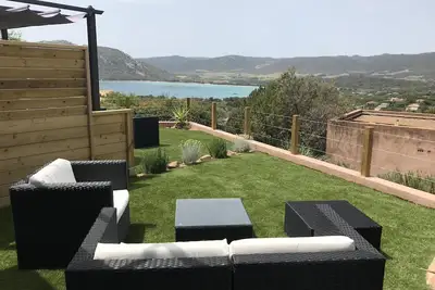 Image de villa vue mer, 10 mn à pieds de la plage, parking privatif
