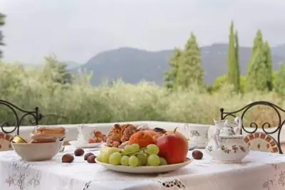 Image de Jolie Partie De Villa INDÉPENDANTE À Quelques Pas Du Lac Wifi gratuit