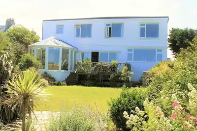 Image de Crantock Cottage, vue imprenable sur la mer, à 5 minutes de la plage et équipé pour les enfants