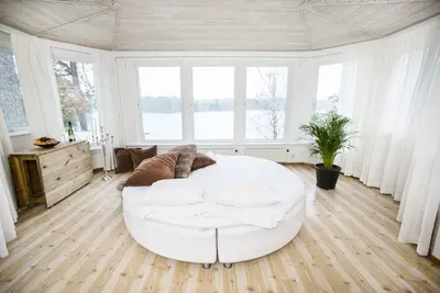 Image de Cottage avec vue fantastique sur le lac!