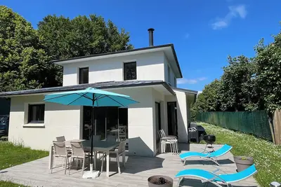 Image de Maison moderne au calme Ă 100m de la plage