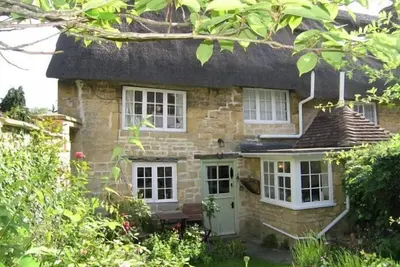 17ème SIÈCLE Grade Ii Inscrit Une Chalet Au Coeur De Chipping Campden