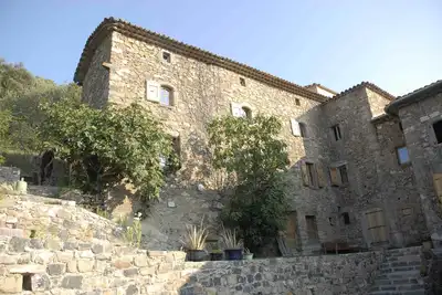 Image de Mas de caractère de 1836 au pied des Cévennes avec piscine