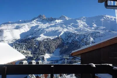 Image de Duplex (2 à 5p) - Ski Au Pied - Parking Couvert et Wifi Inclus