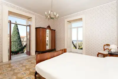 Grand appartement de 3 chambres avec vue et terrasse équipée, la Piazza Tasso, Sorrente