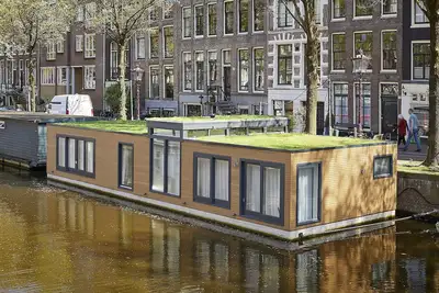 Image de Studio dans le péniche Prinsenboat sur le historic Prinsengracht d'Amsterdam