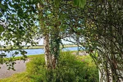 Image de Grenier Romantique au Bord de L'eau