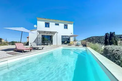 Image de Maison Neuve Avec Piscine Chauffee Vue Imprenable Sur Le Barrage Et Ile Rousse